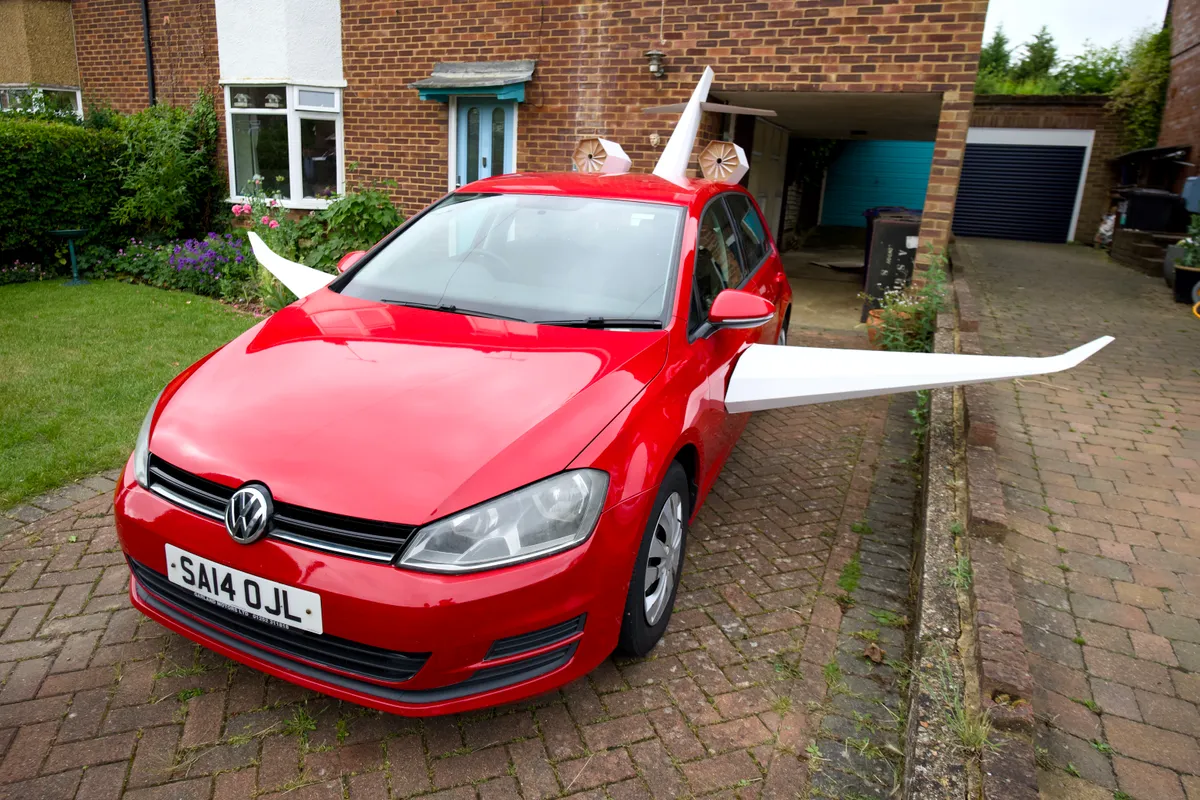 Jetset Pro — full wing set on a family car