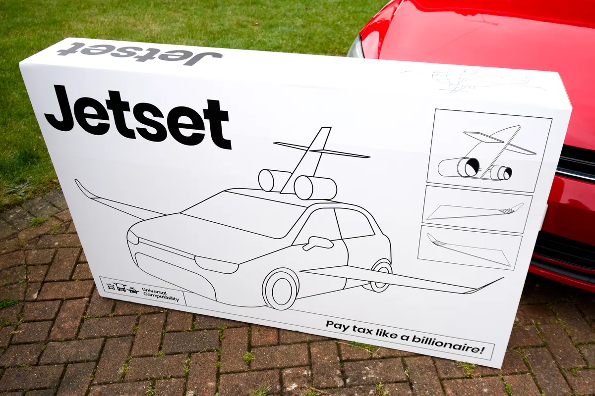 Jetset Pro — full wing set on a family car